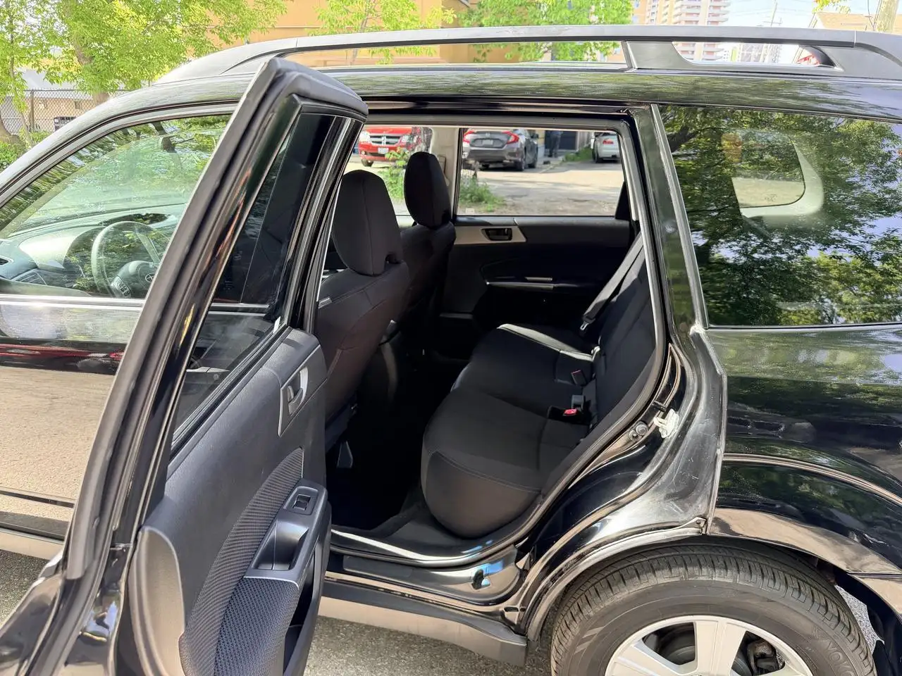 Subaru Forester photo Subaru Forester