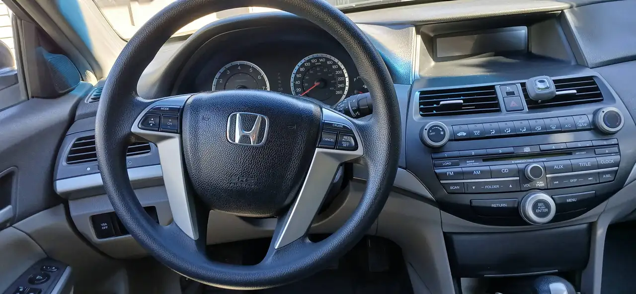 Honda Accord снимка Honda Accord