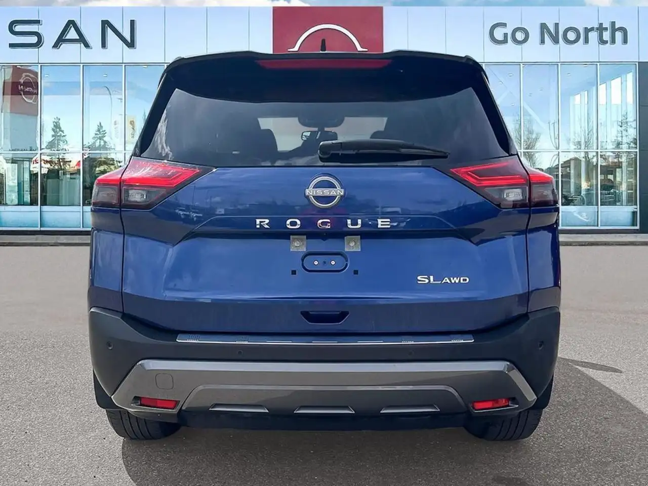 Nissan Rogue снимка Nissan Rogue