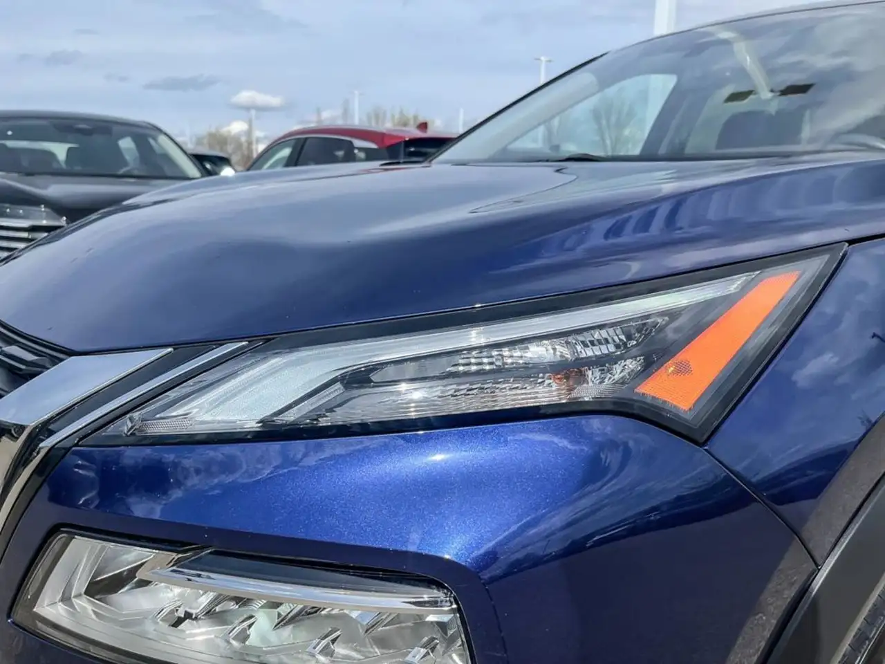Nissan Rogue снимка Nissan Rogue