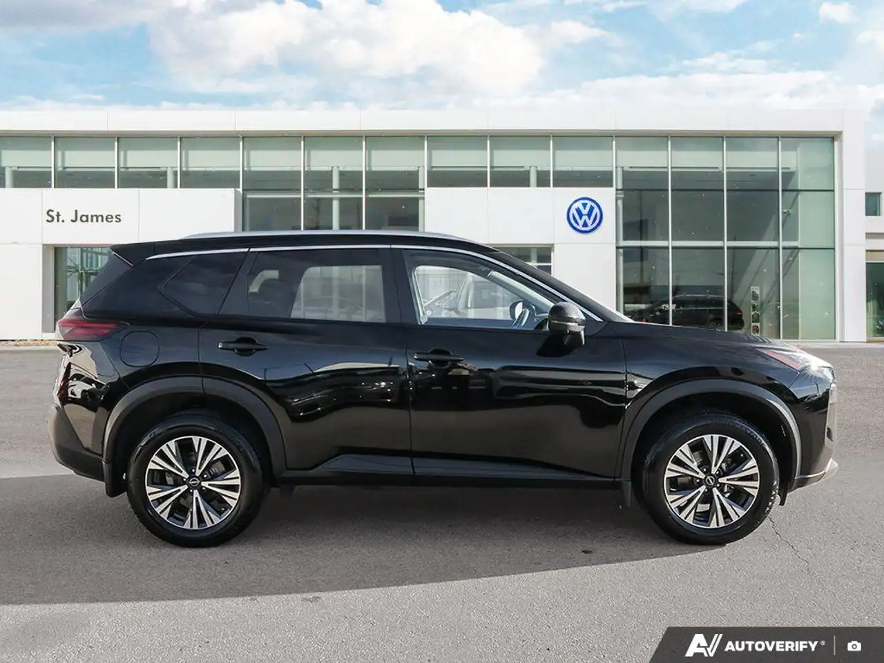 Nissan Rogue fotografie Nissan Rogue