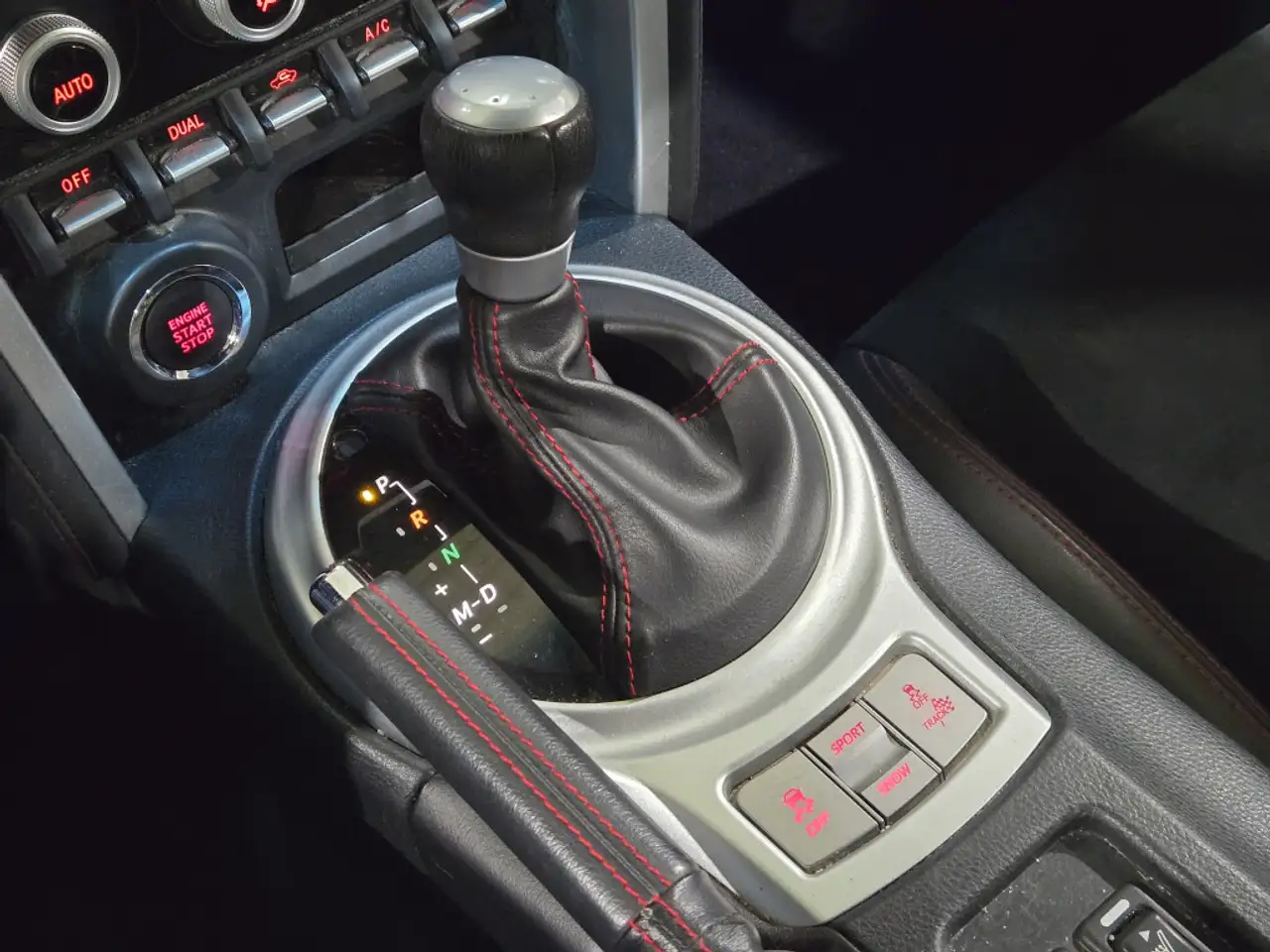 Subaru BRZ photo Subaru BRZ