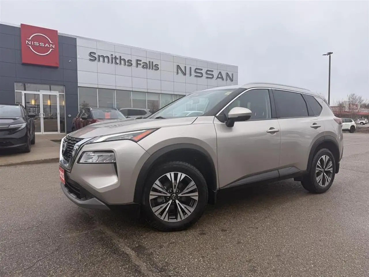 Nissan Rogue снимка Nissan Rogue