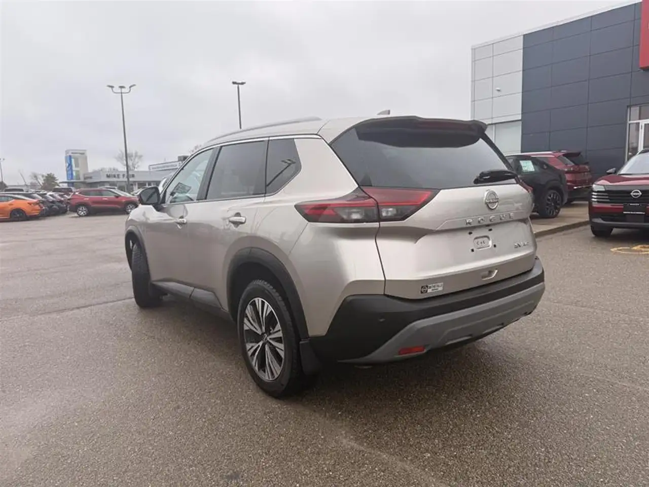 Nissan Rogue снимка Nissan Rogue