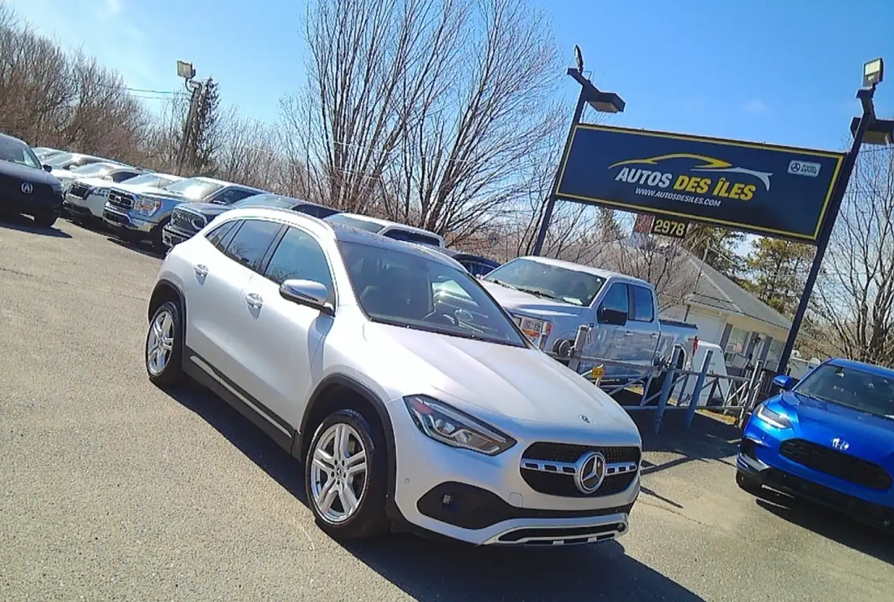 Mercedes-Benz GLA снимка Mercedes-Benz GLA
