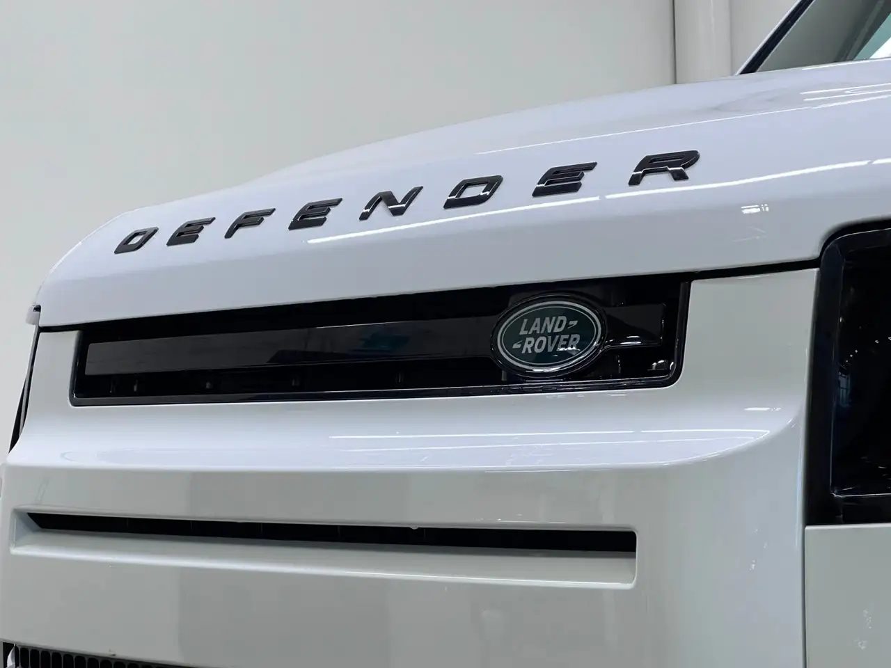 Land Rover Defender снимка Land Rover Defender