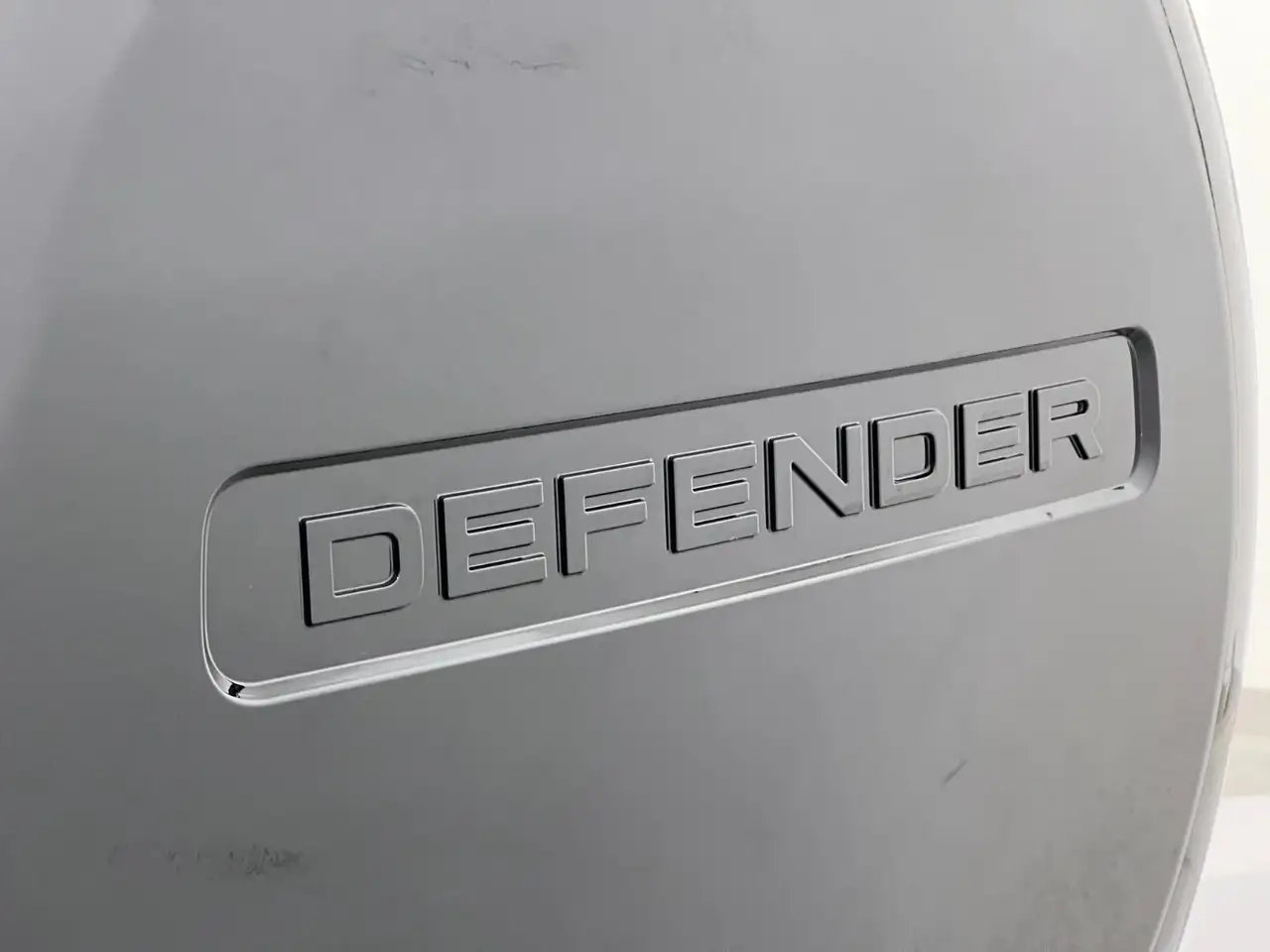 Land Rover Defender photo Land Rover Defender