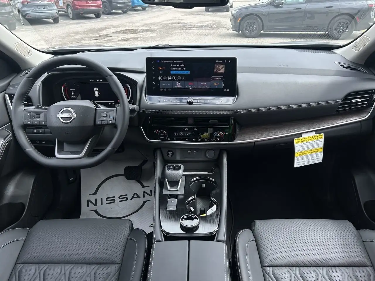 Nissan Rogue снимка Nissan Rogue