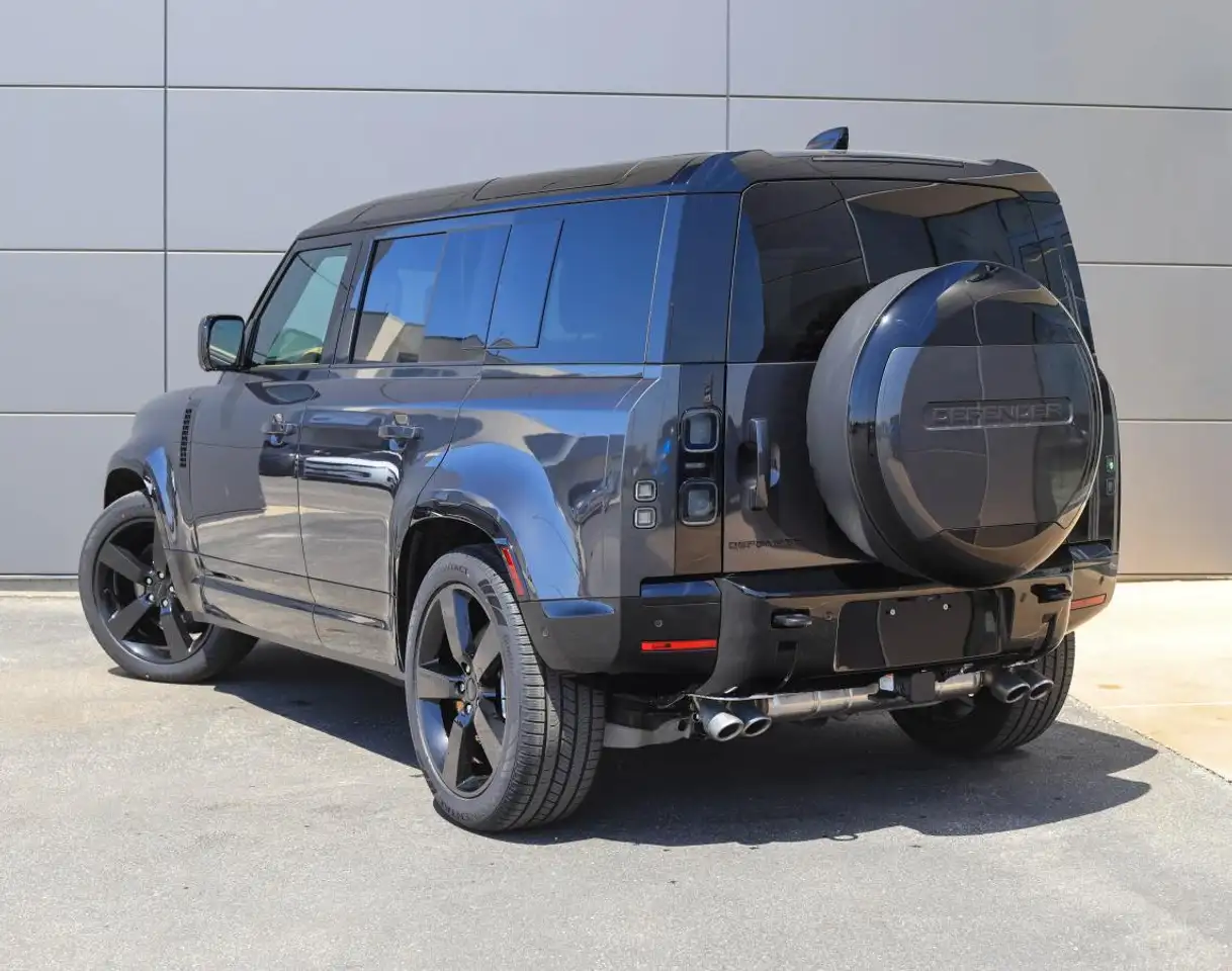 Land Rover Defender снимка Land Rover Defender