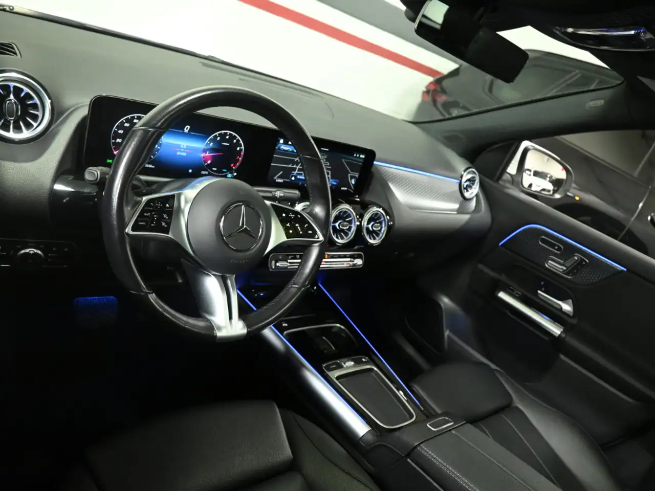 Mercedes-Benz GLA photo Mercedes-Benz GLA