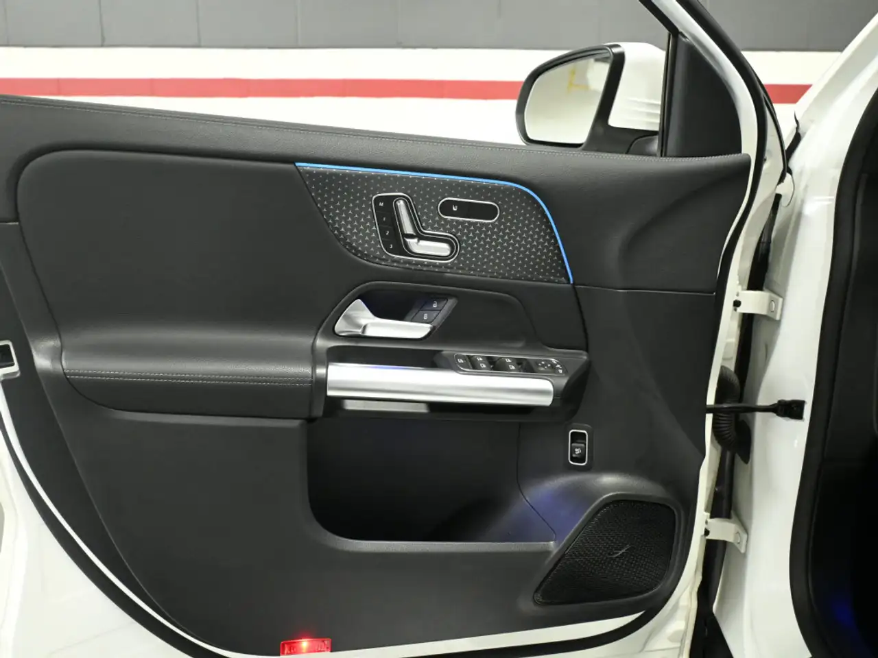 Mercedes-Benz GLA photo Mercedes-Benz GLA