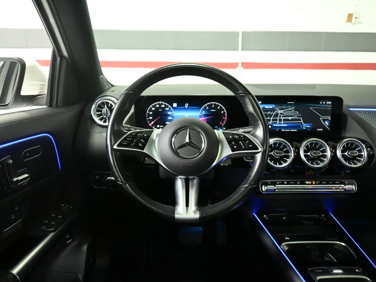 Mercedes-Benz GLA photo Mercedes-Benz GLA