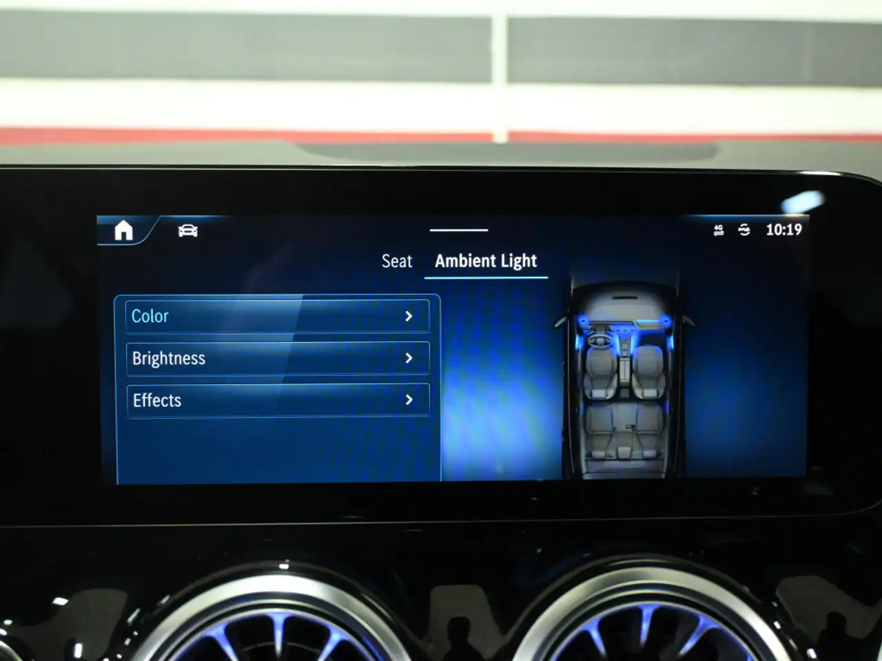 Mercedes-Benz GLA photo Mercedes-Benz GLA