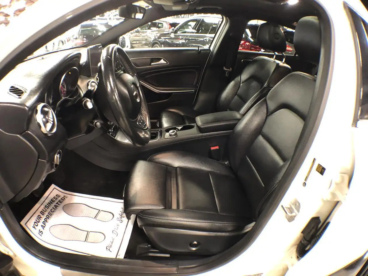 Mercedes-Benz GLA fotografie Mercedes-Benz GLA
