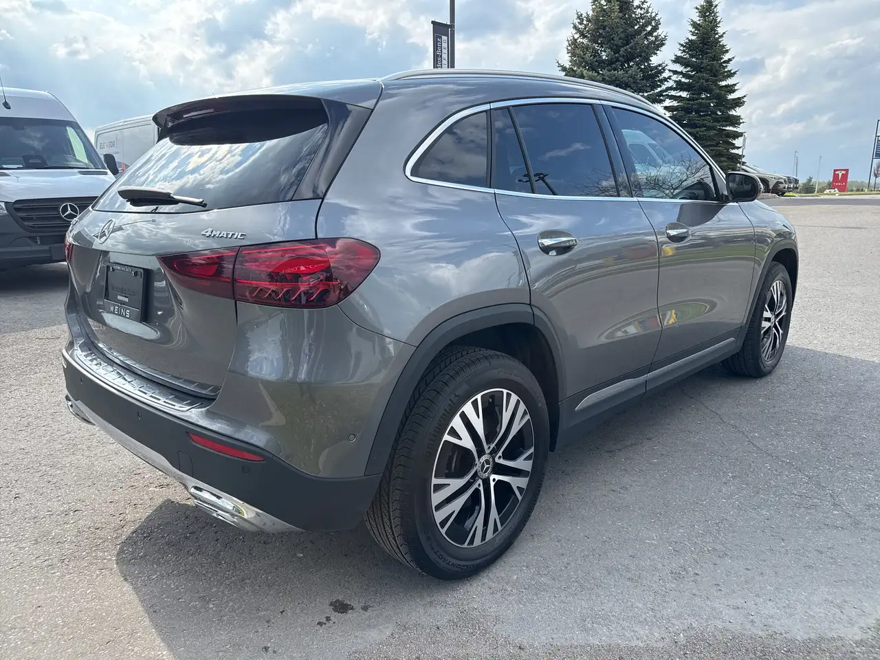 Mercedes-Benz GLA снимка Mercedes-Benz GLA