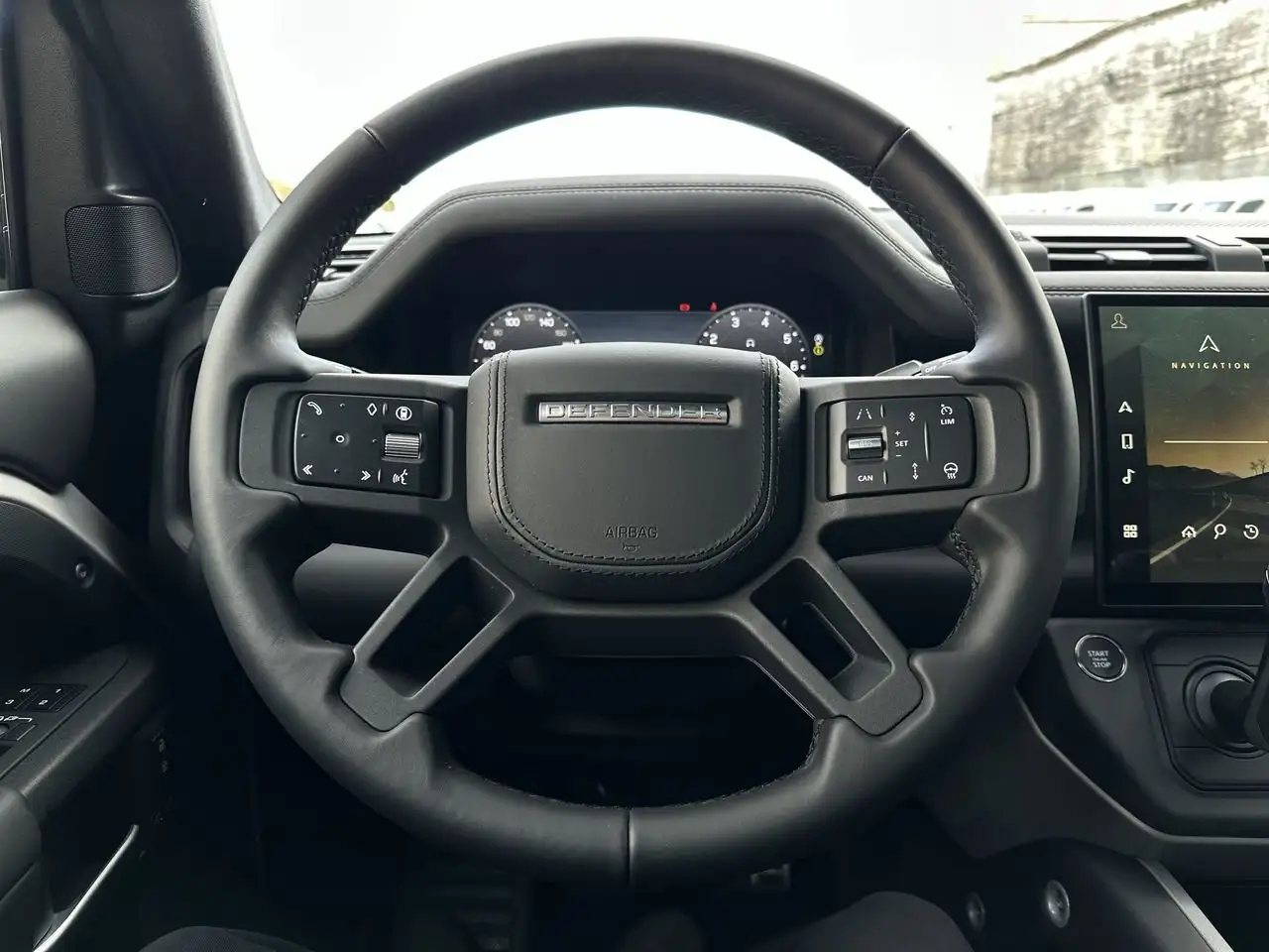 Land Rover Defender снимка Land Rover Defender