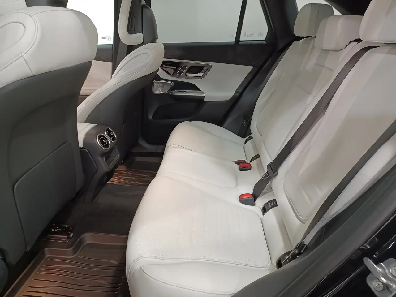 Mercedes-Benz GLC fotografie Mercedes-Benz GLC