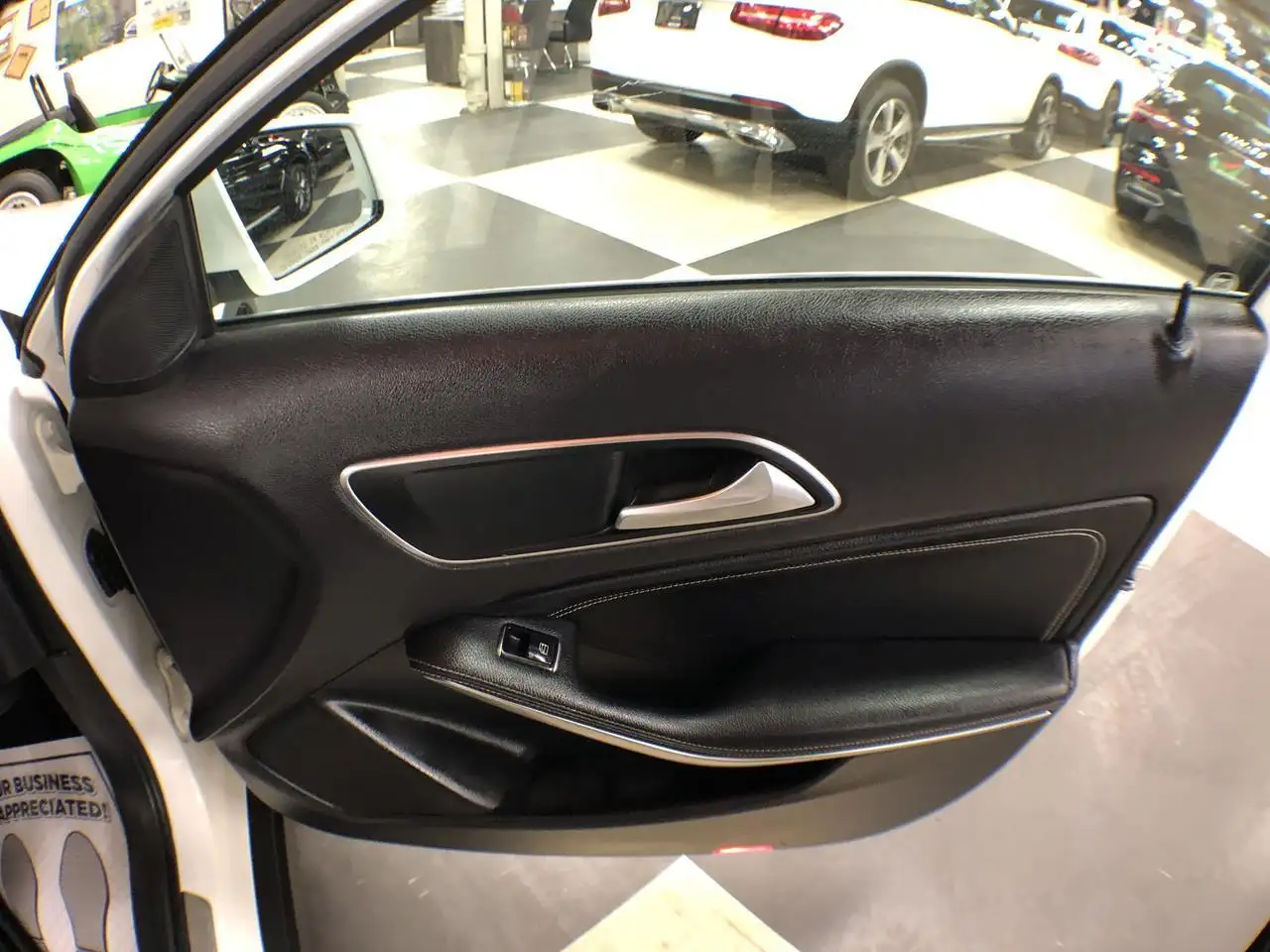 Mercedes-Benz GLA fotografie Mercedes-Benz GLA