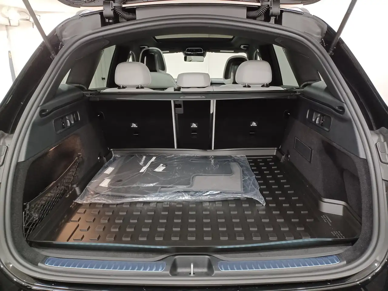 Mercedes-Benz GLC fotografie Mercedes-Benz GLC