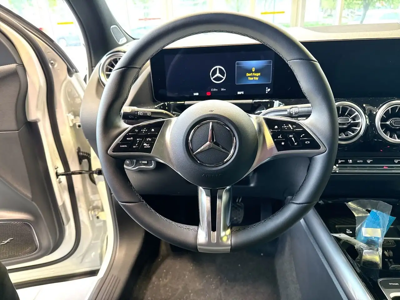 Mercedes-Benz GLA photo Mercedes-Benz GLA