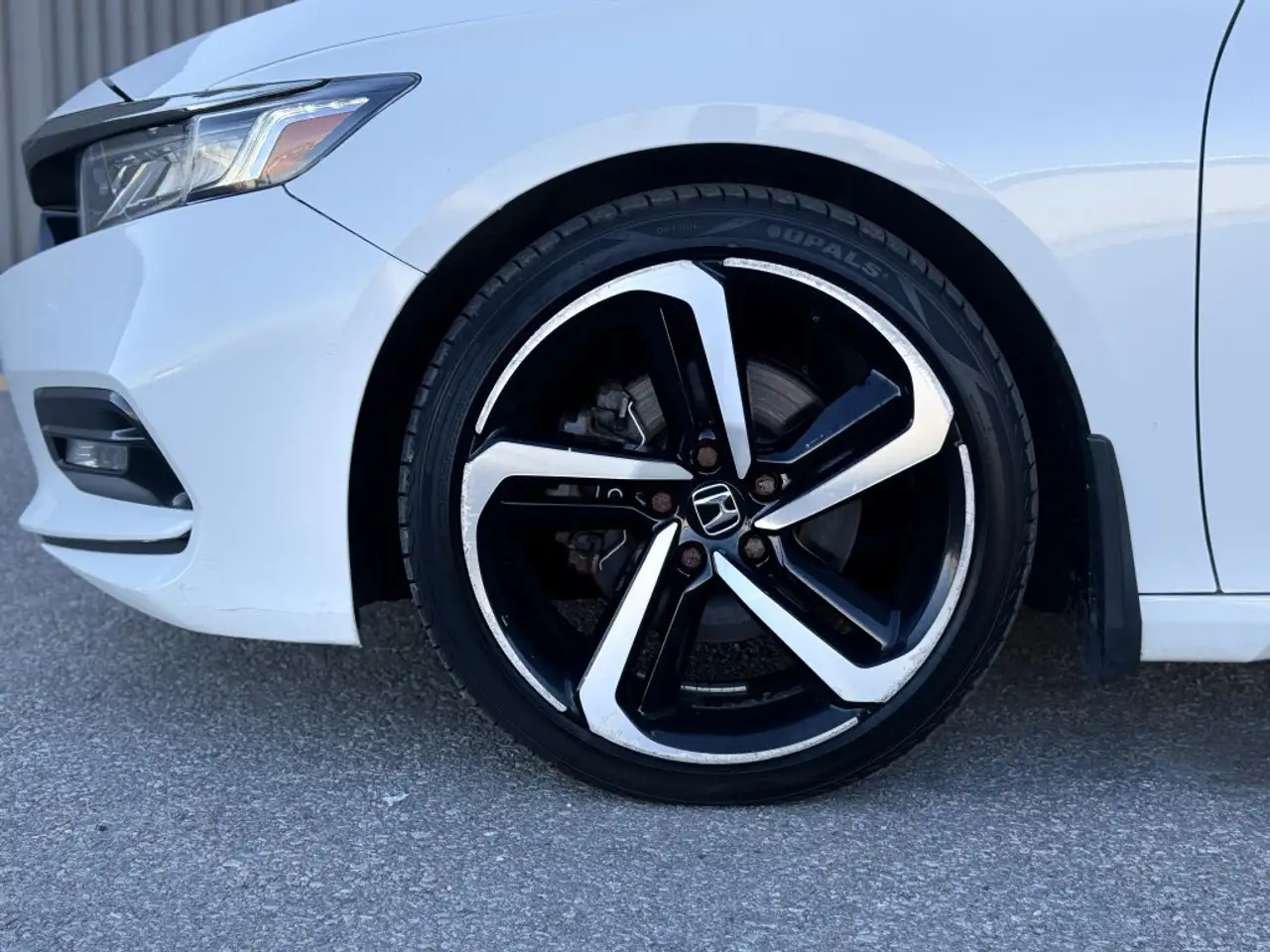 Honda Accord снимка Honda Accord