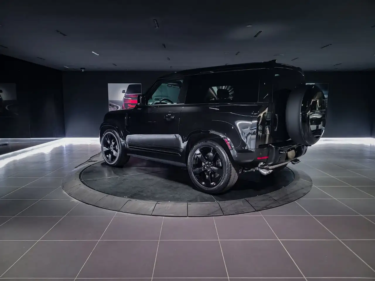 Land Rover Defender photo Land Rover Defender