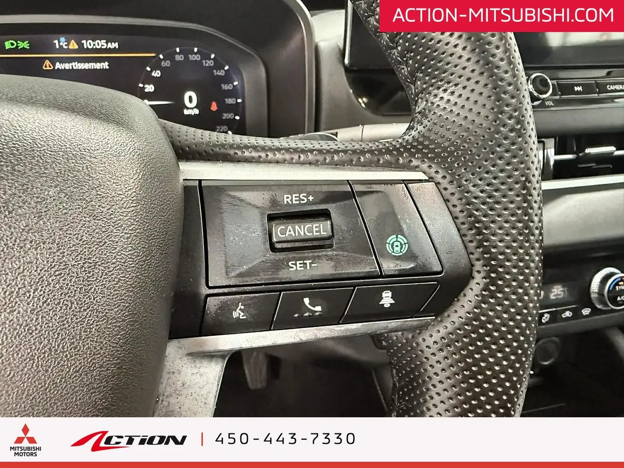 Mitsubishi Outlander снимка Mitsubishi Outlander
