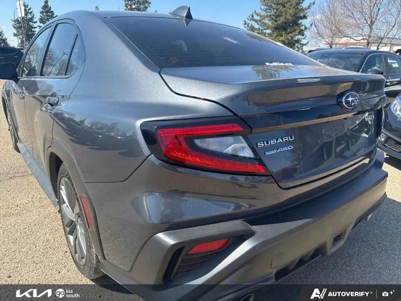 Subaru WRX снимка Subaru WRX