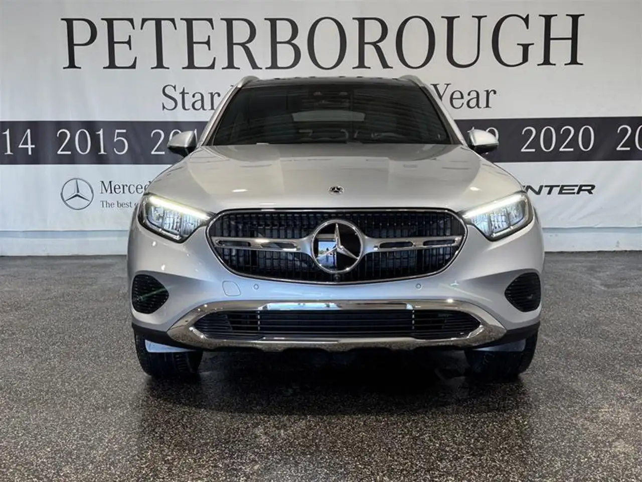 Mercedes-Benz GLC снимка Mercedes-Benz GLC