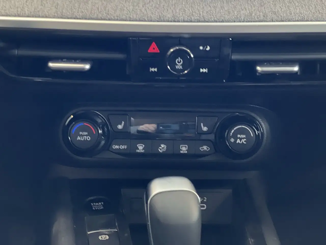 Nissan Kicks photo Nissan Kicks