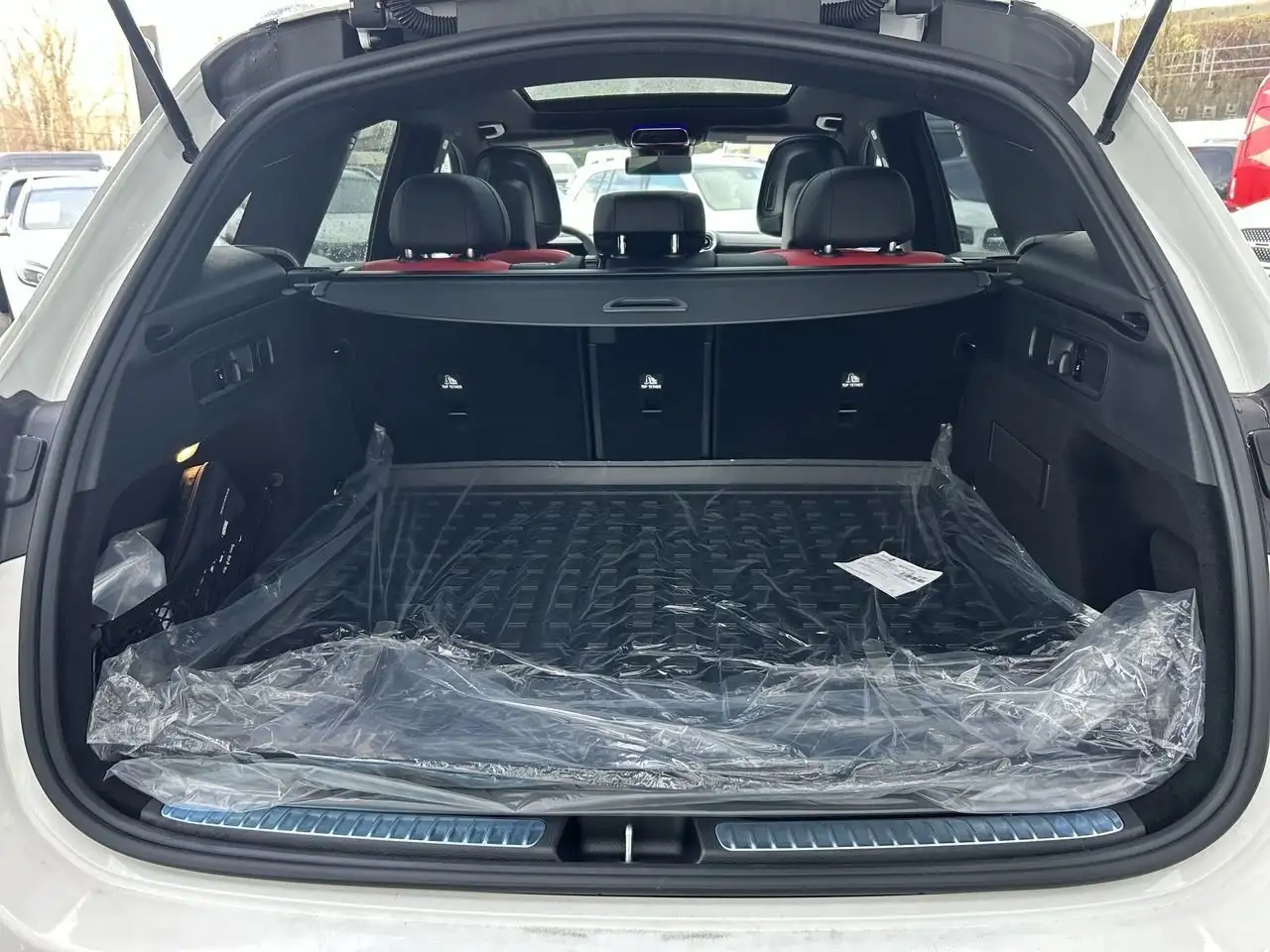 Mercedes-Benz GLC photo Mercedes-Benz GLC