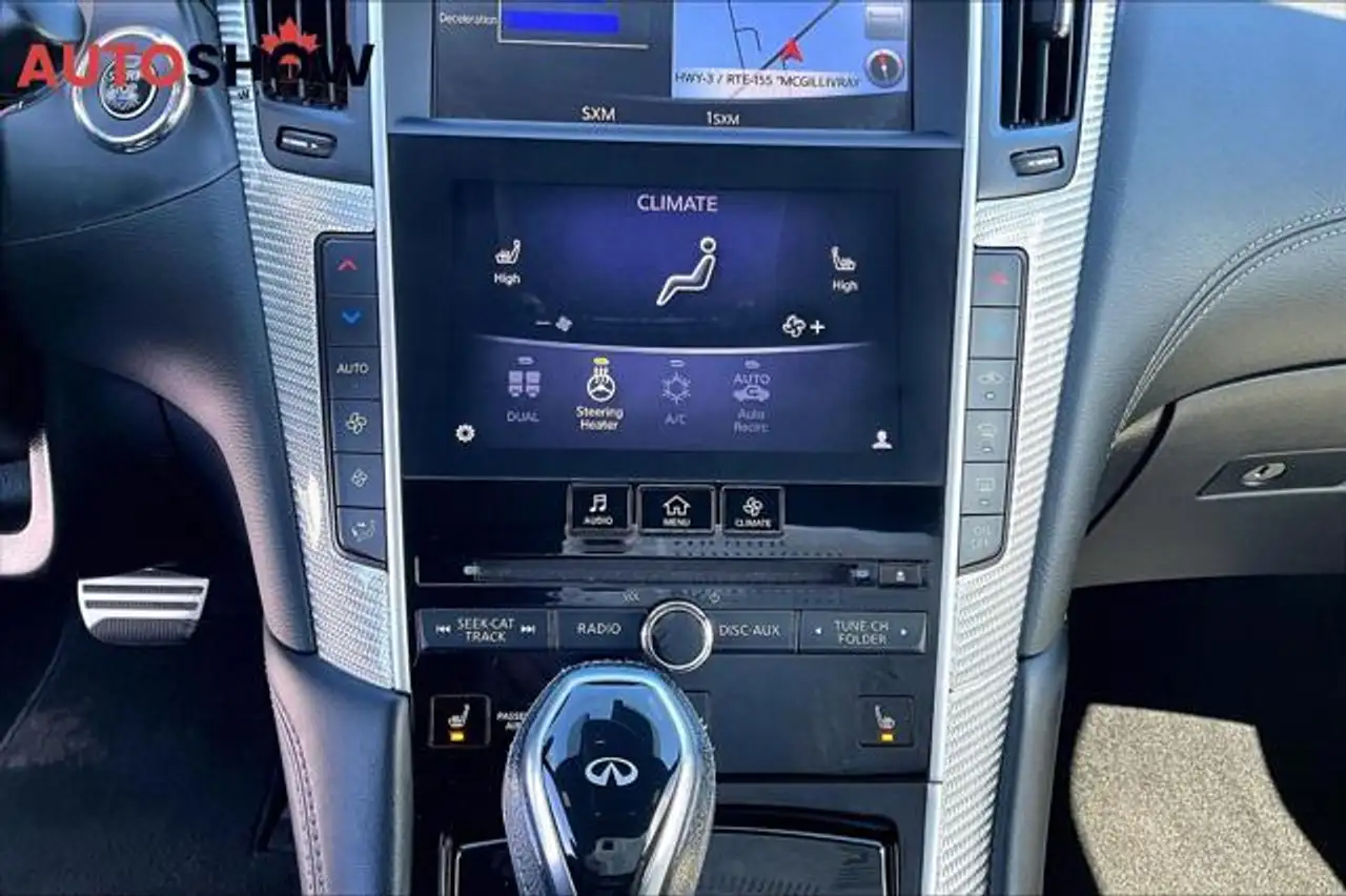 Infiniti Q60 снимка Infiniti Q60
