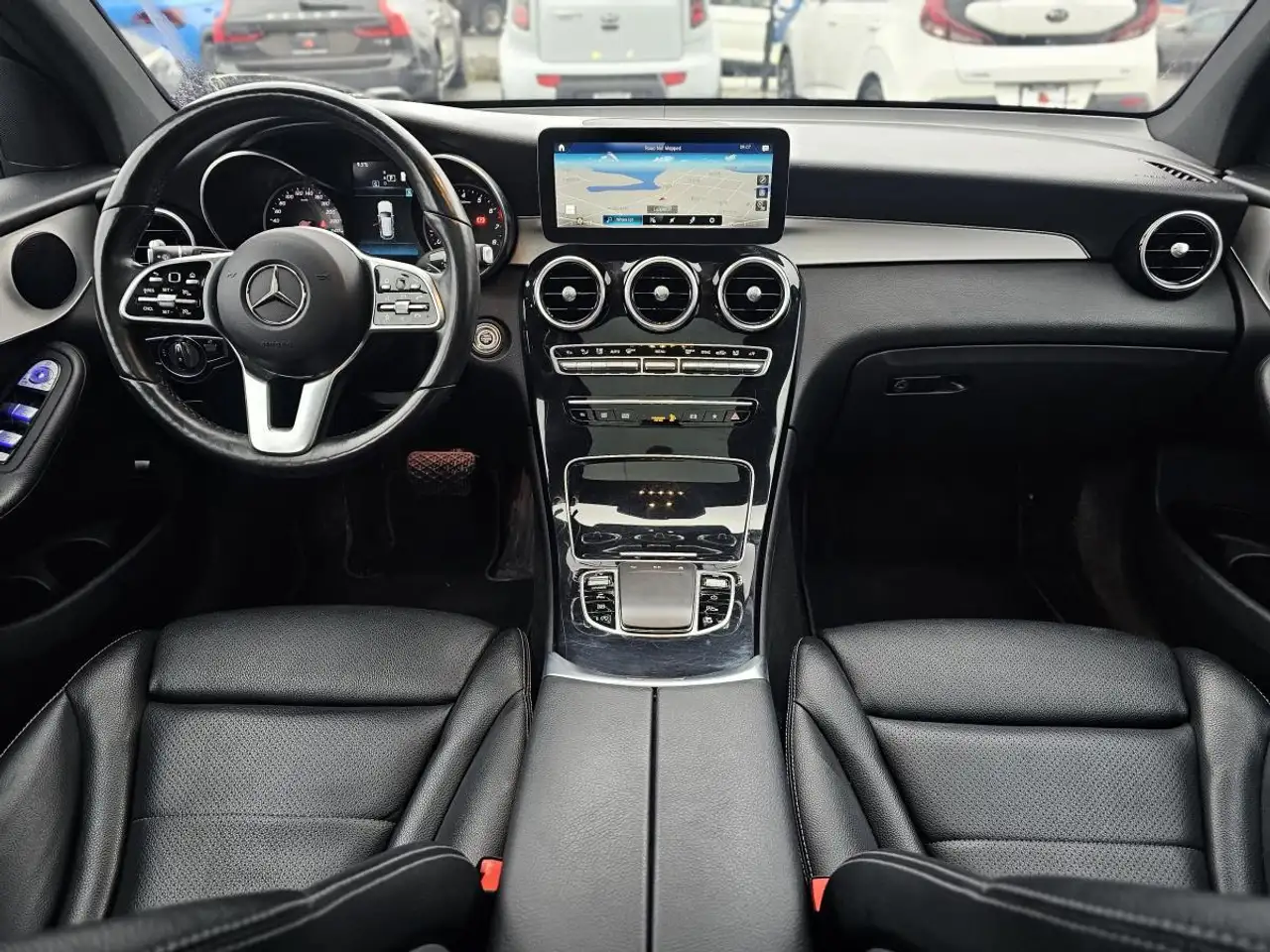 Mercedes-Benz GLC снимка Mercedes-Benz GLC