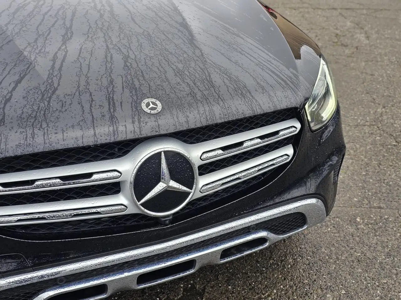 Mercedes-Benz GLC снимка Mercedes-Benz GLC
