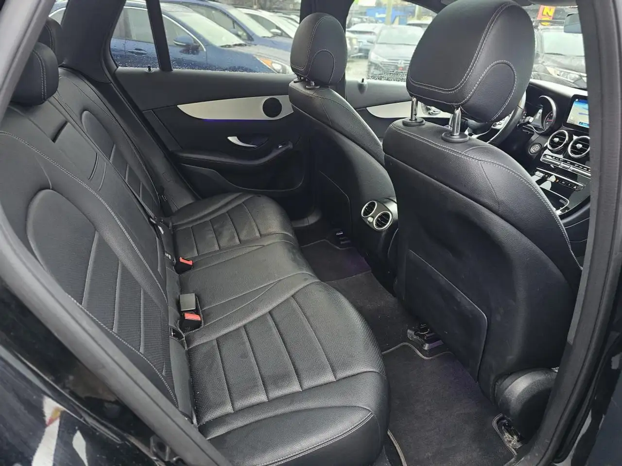 Mercedes-Benz GLC снимка Mercedes-Benz GLC