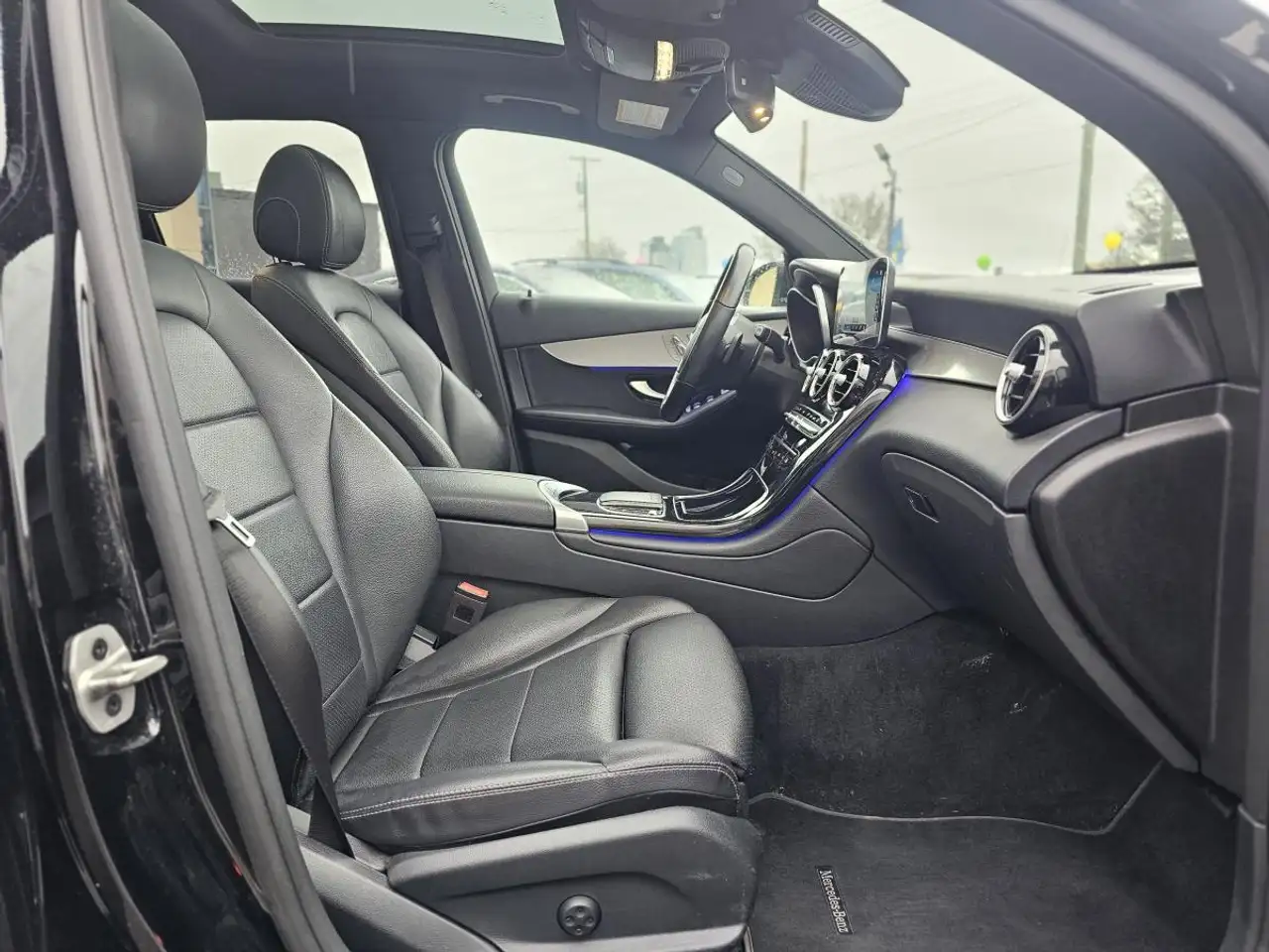 Mercedes-Benz GLC снимка Mercedes-Benz GLC