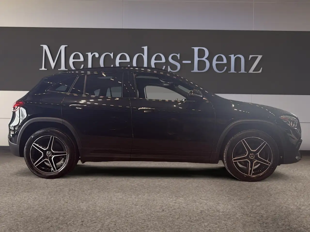 Mercedes-Benz GLA fotografie Mercedes-Benz GLA