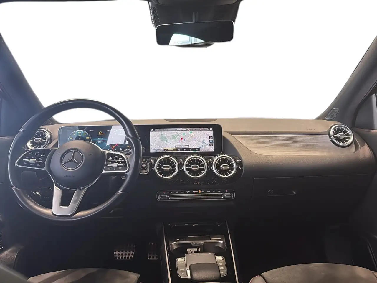 Mercedes-Benz GLA fotografie Mercedes-Benz GLA