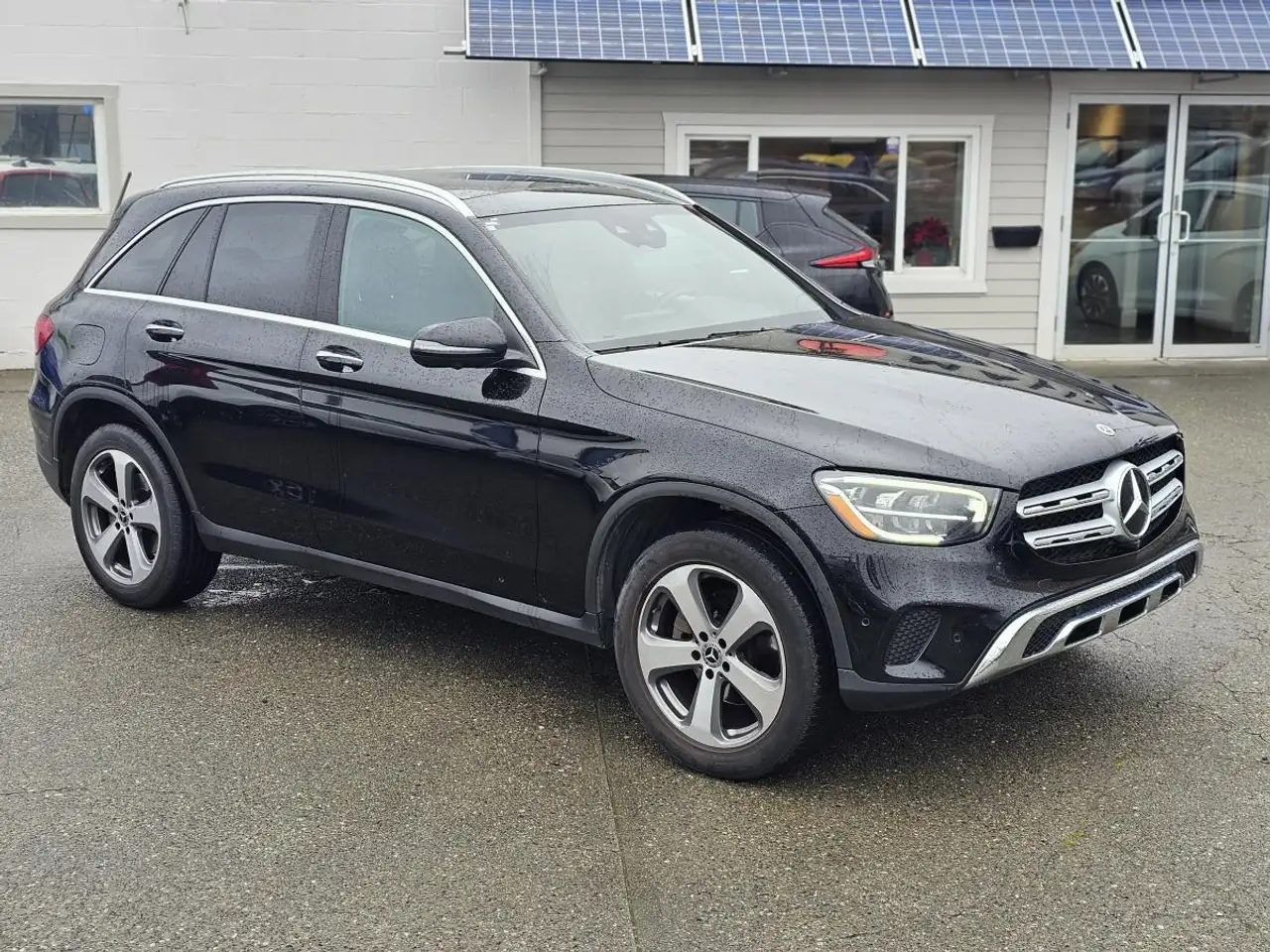 Mercedes-Benz GLC снимка Mercedes-Benz GLC