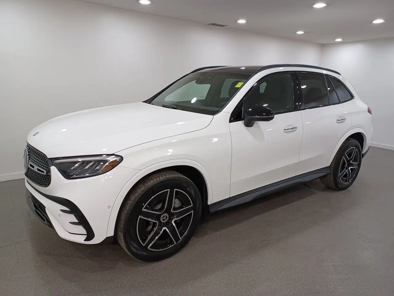 2026 Mercedes-Benz GLC