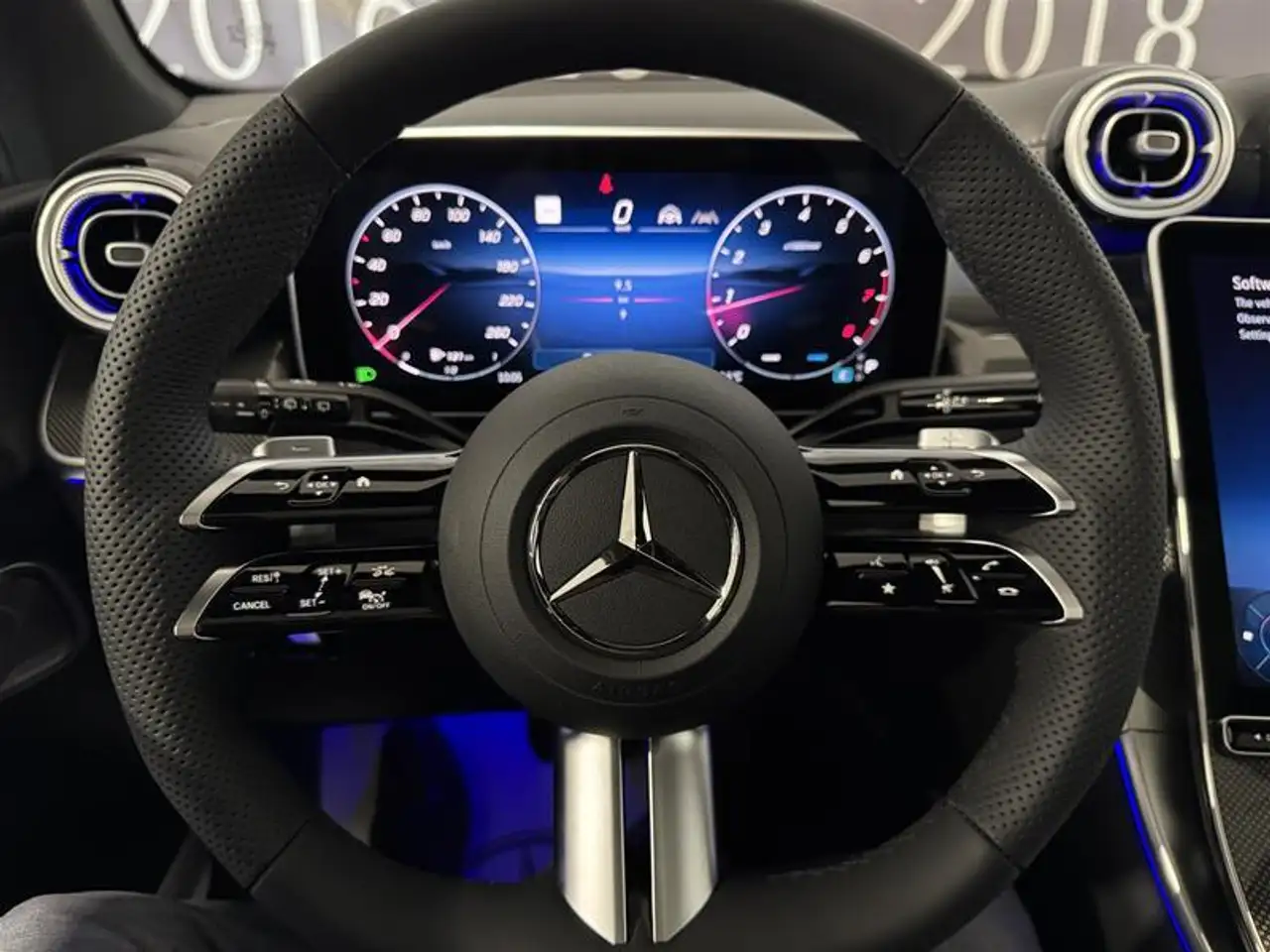 Mercedes-Benz GLC photo Mercedes-Benz GLC