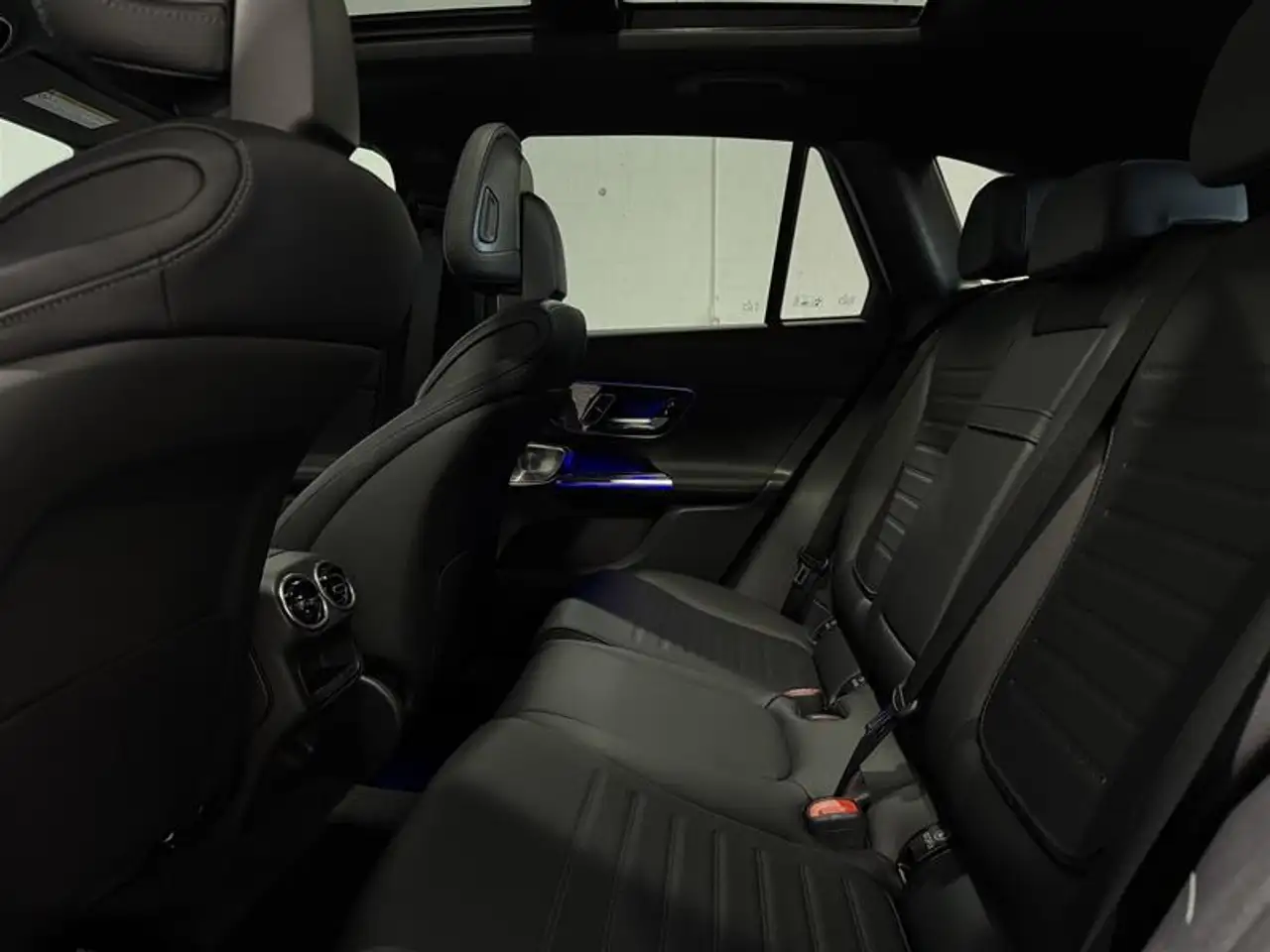 Mercedes-Benz GLC photo Mercedes-Benz GLC