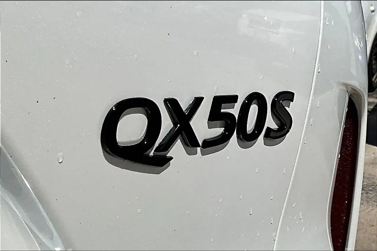 Infiniti QX50 снимка Infiniti QX50