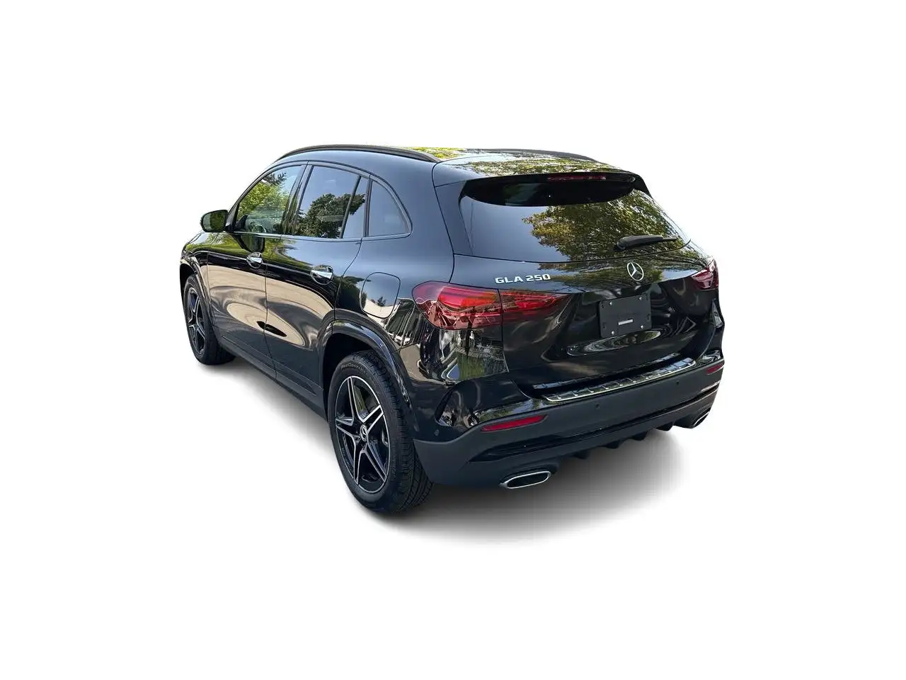 Mercedes-Benz GLA снимка Mercedes-Benz GLA