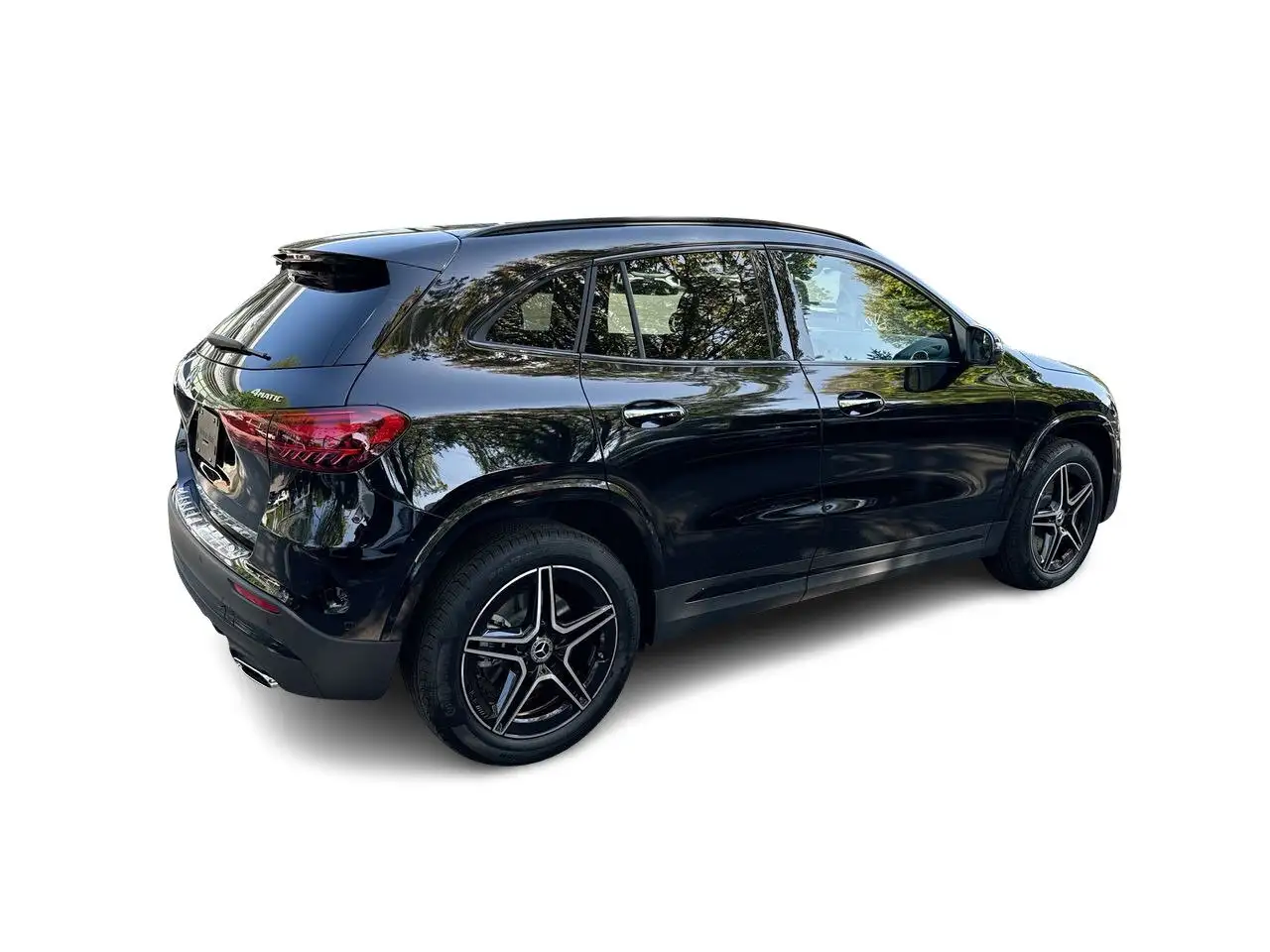 Mercedes-Benz GLA снимка Mercedes-Benz GLA