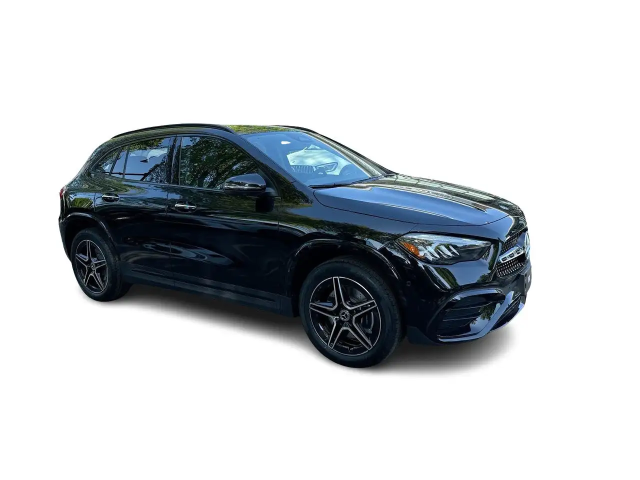 Mercedes-Benz GLA снимка Mercedes-Benz GLA