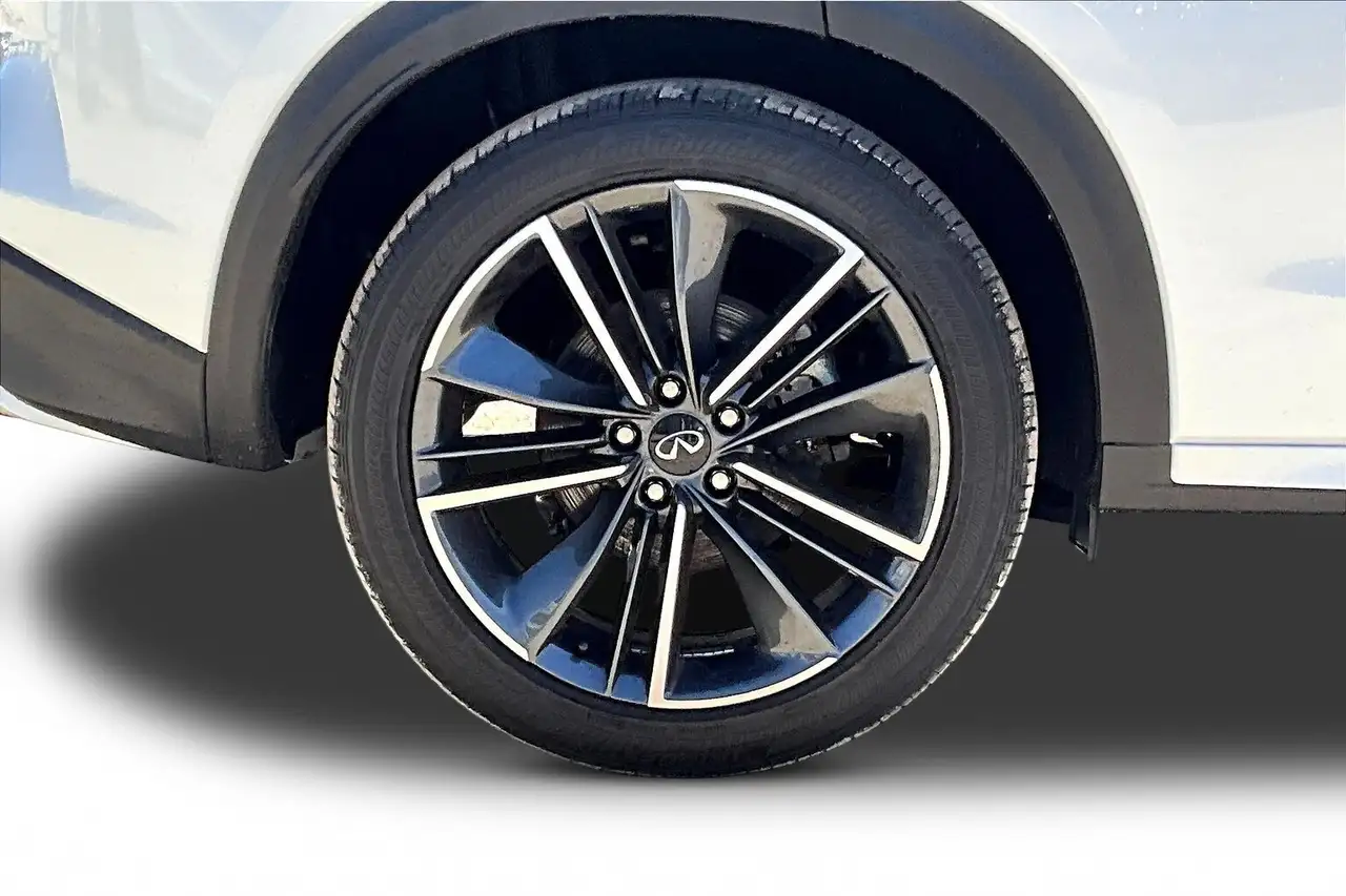 Infiniti QX50 снимка Infiniti QX50