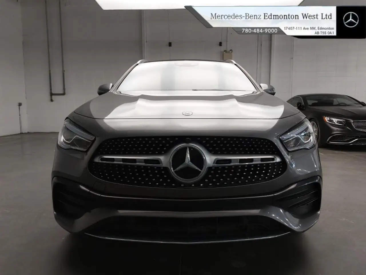Mercedes-Benz GLA снимка Mercedes-Benz GLA