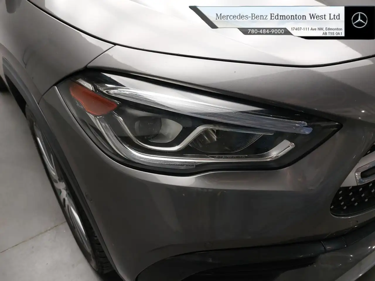 Mercedes-Benz GLA снимка Mercedes-Benz GLA