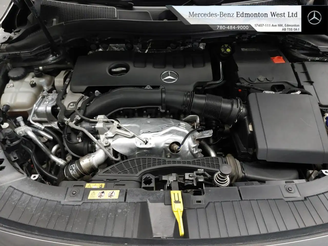 Mercedes-Benz GLA снимка Mercedes-Benz GLA